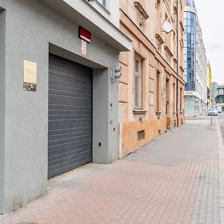 Brand New Studio Apartment #21 With Free Secure Parking In The Center Прага Экстерьер фото