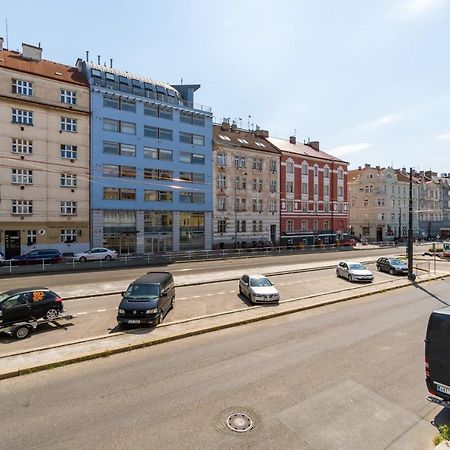 Brand New Studio Apartment #21 With Free Secure Parking In The Center Прага Экстерьер фото