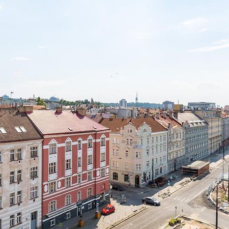 Brand New Studio Apartment #21 With Free Secure Parking In The Center Прага Экстерьер фото
